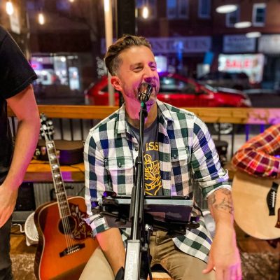 Live Music: Mark Willard