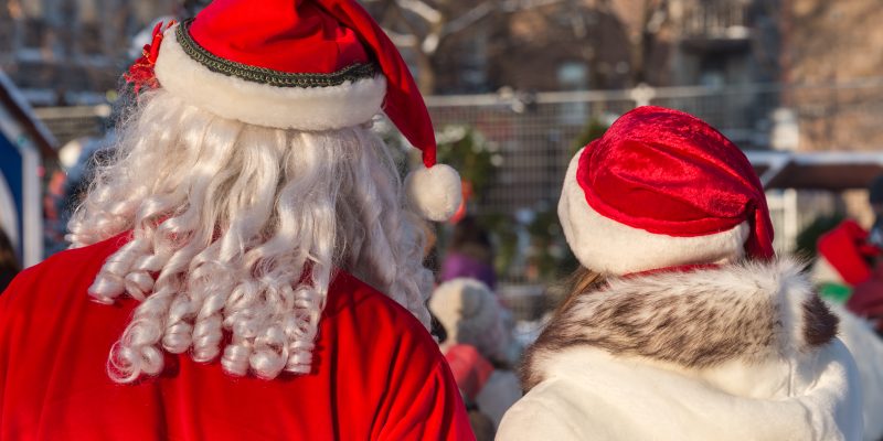 Santa & Mrs. Claus Stroll